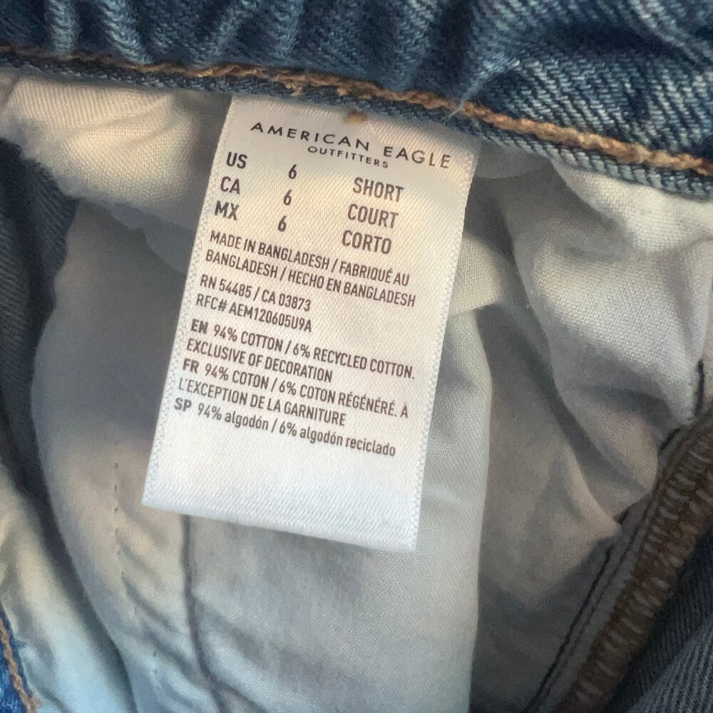 American Eagle Highest Rise Mom Jean - Paperbag Waist - 6 Short - Picture 4 of 6